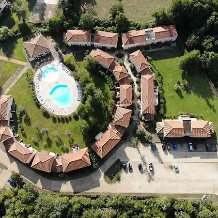 Chez Laurence Et Fabien Apartamento