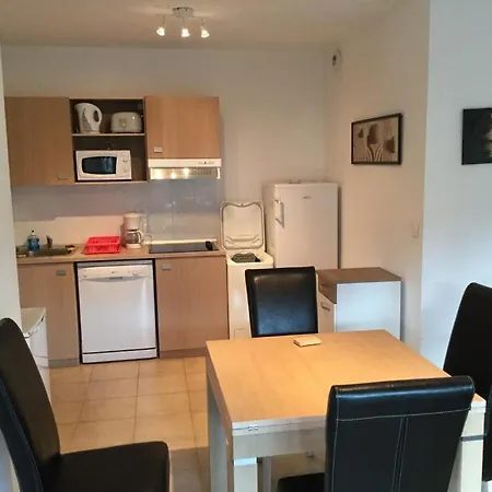 Chez Laurence Et Fabien Apartamento