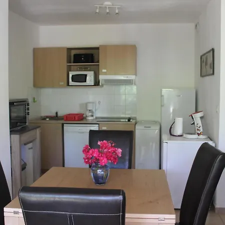 Chez Laurence Et Fabien Santa-Maria-Poggio (Corsica)