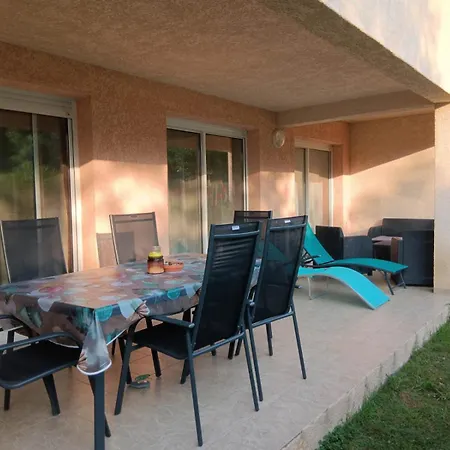 Chez Laurence Et Fabien Appartamento *