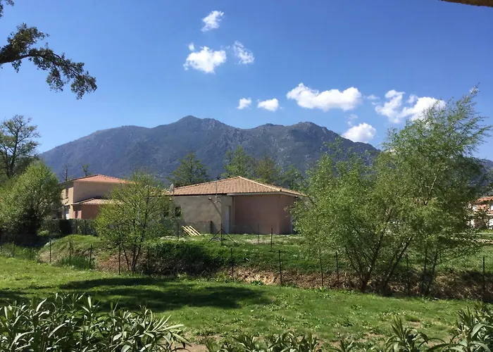 Chez Laurence Et Fabien * Santa-Maria-Poggio (Corsica)